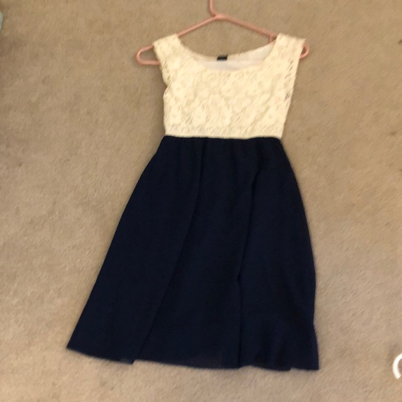 Unlisted - Picture 2 of 11